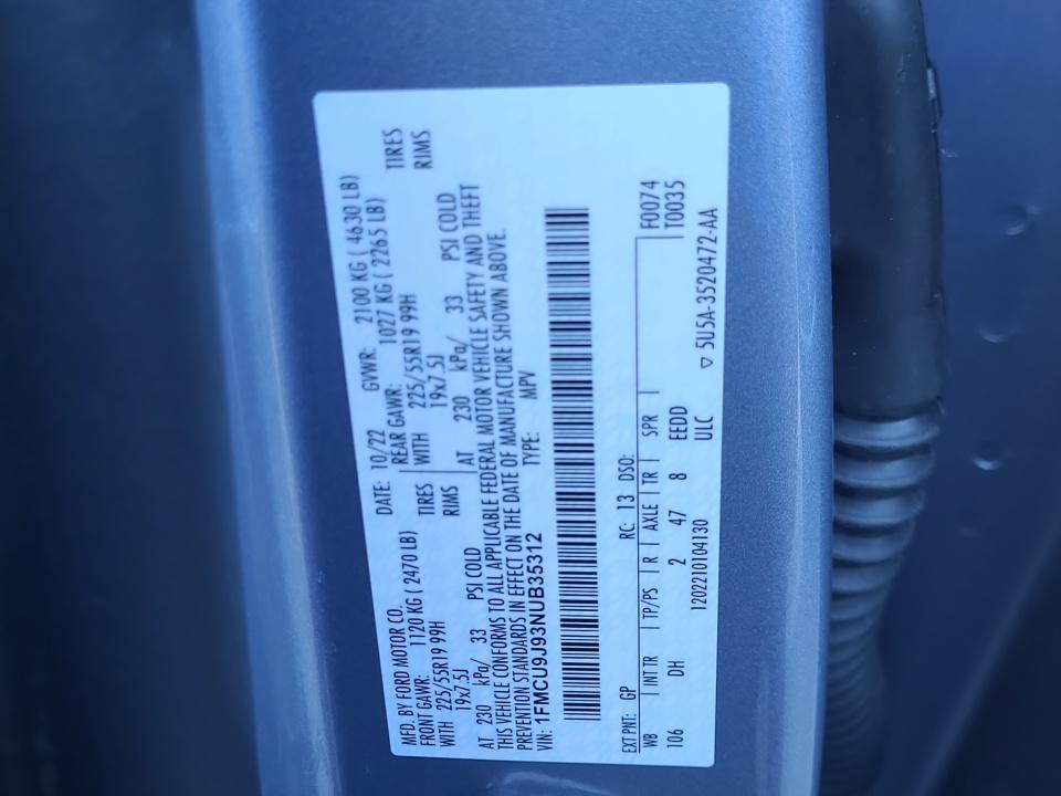 2022 Ford Escape Titanium