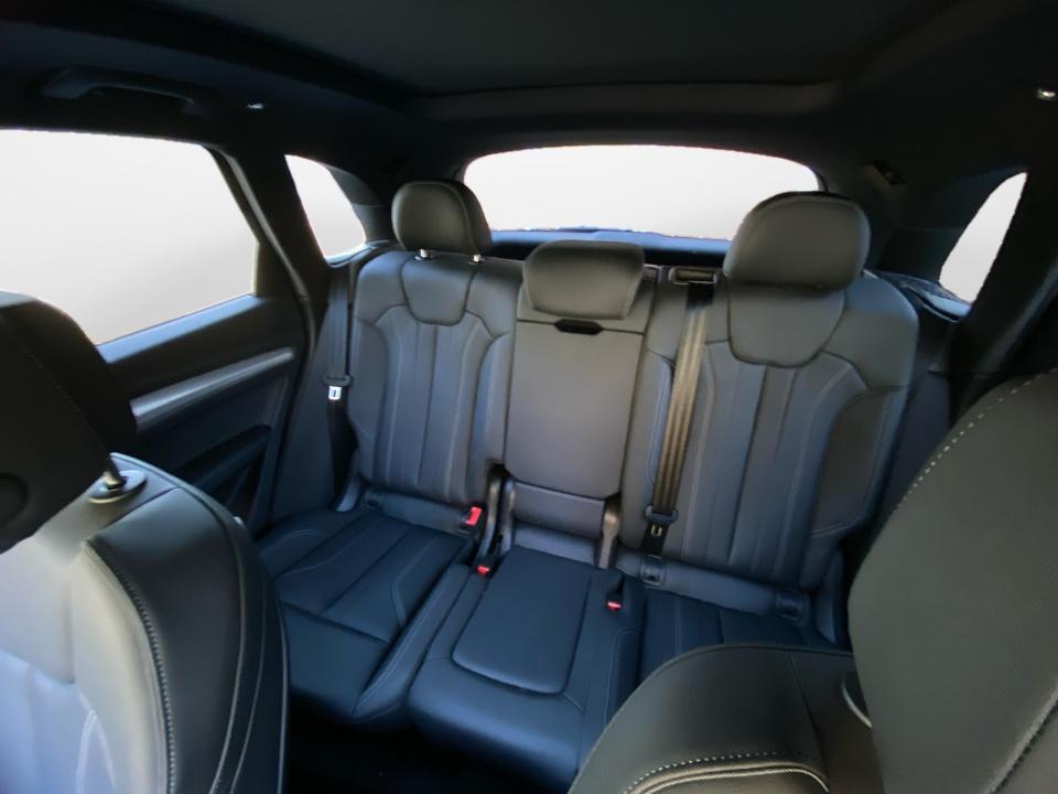 2024 Audi Q5 S line Premium