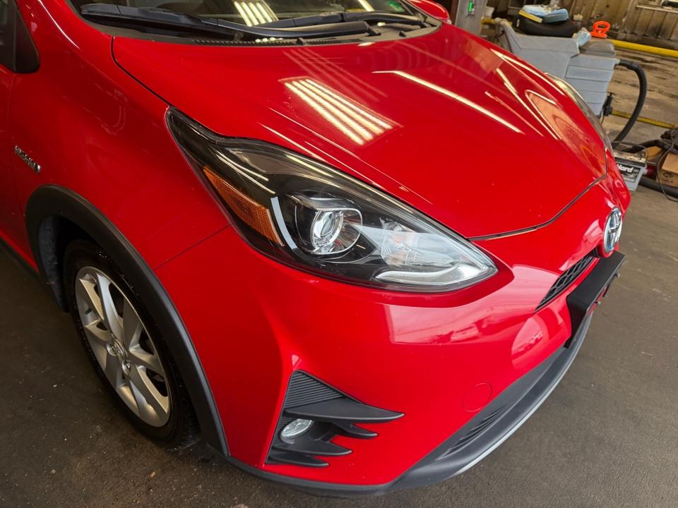 2018 Toyota Prius c Four