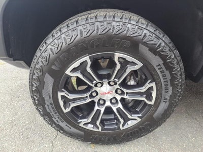 2024 GMC Canyon 4WD AT4