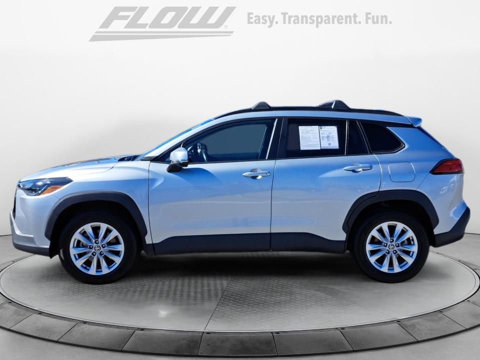 2022 Toyota Corolla Cross LE