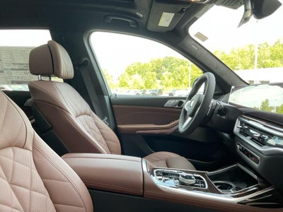 2027 BMW X7 xDrive40i