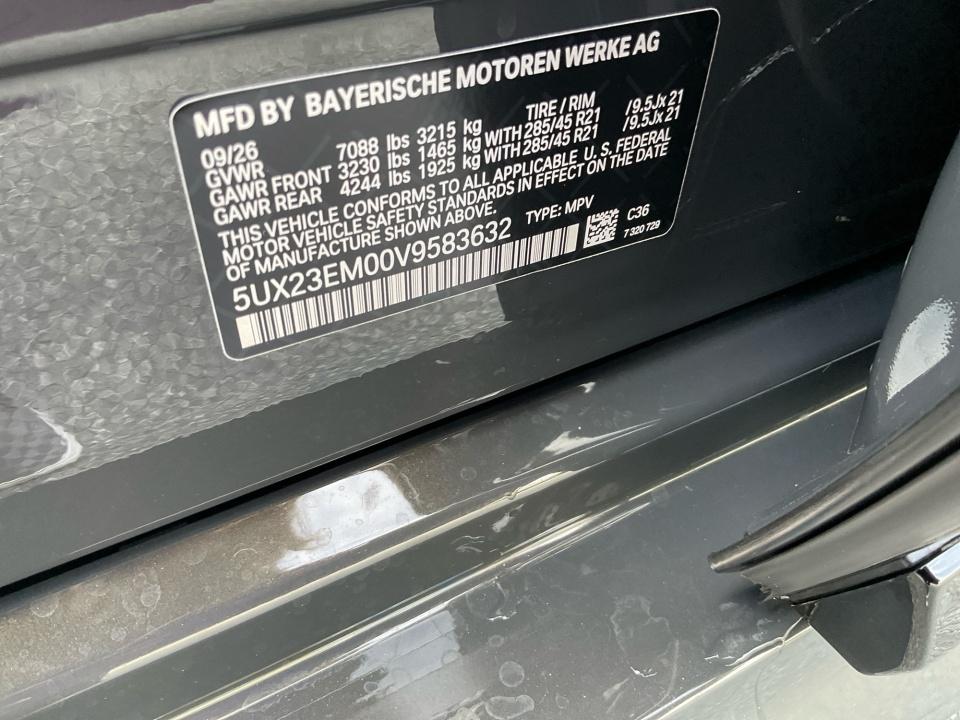 2027 BMW X7 xDrive40i
