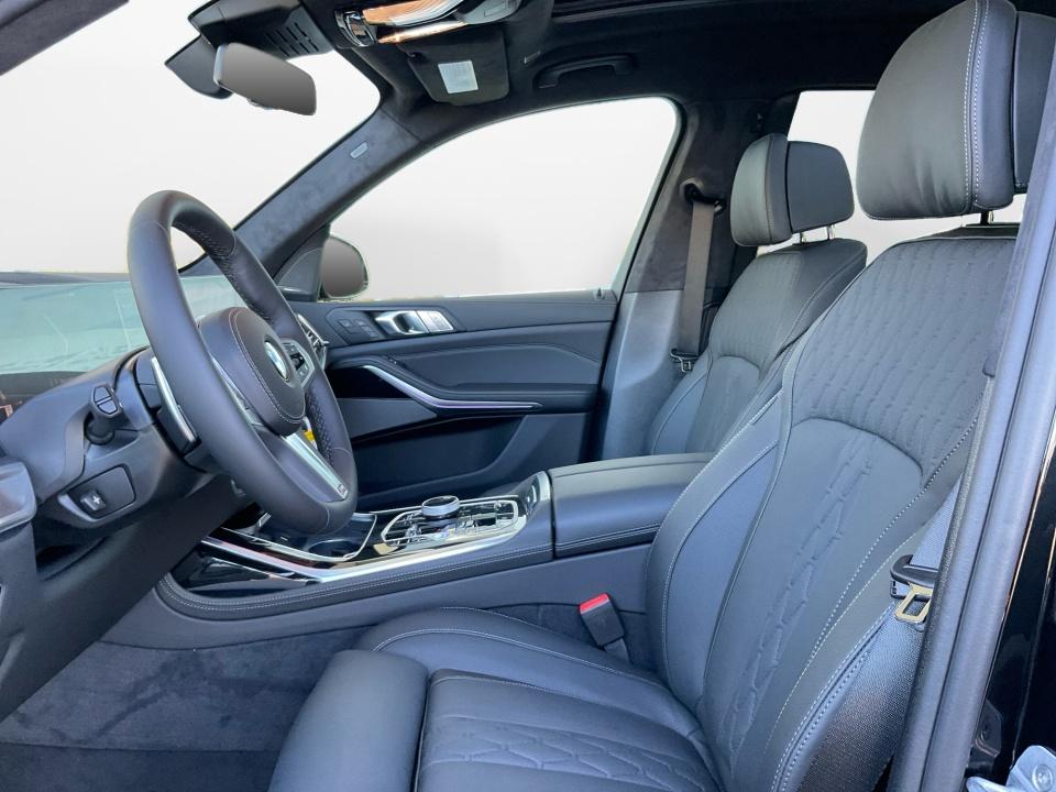 2027 BMW X7 xDrive40i