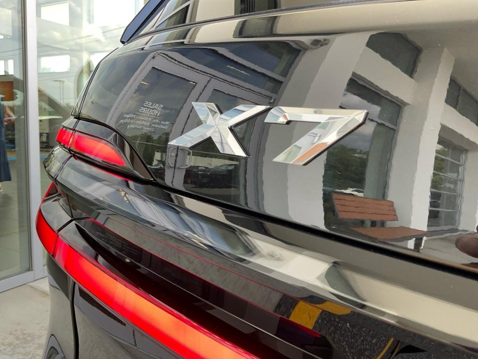 2027 BMW X7 xDrive40i