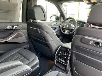 2027 BMW X7 xDrive40i