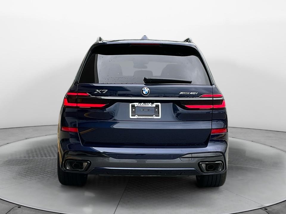 2027 BMW X7 xDrive40i