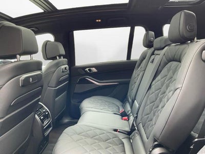 2027 BMW X7 xDrive40i