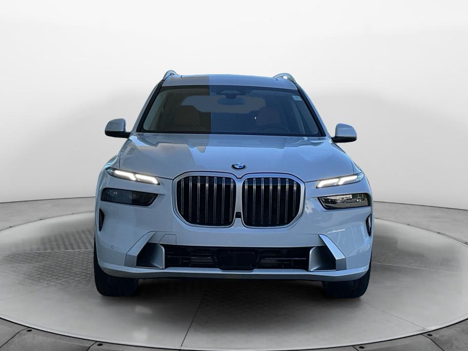 2027 BMW X7 xDrive40i