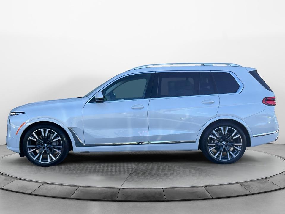 2027 BMW X7 xDrive40i