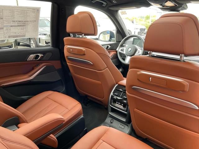 2027 BMW X7 xDrive40i