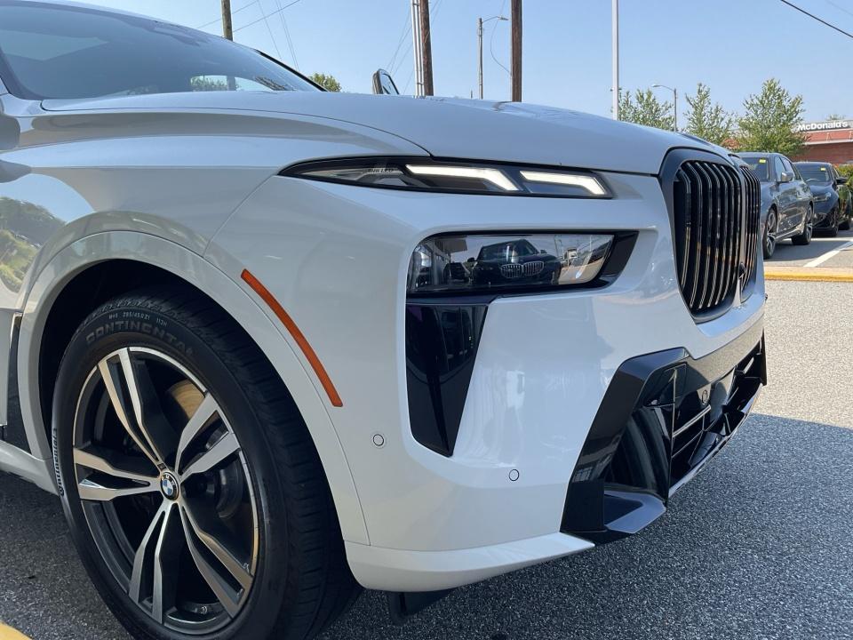 2027 BMW X7 xDrive40i