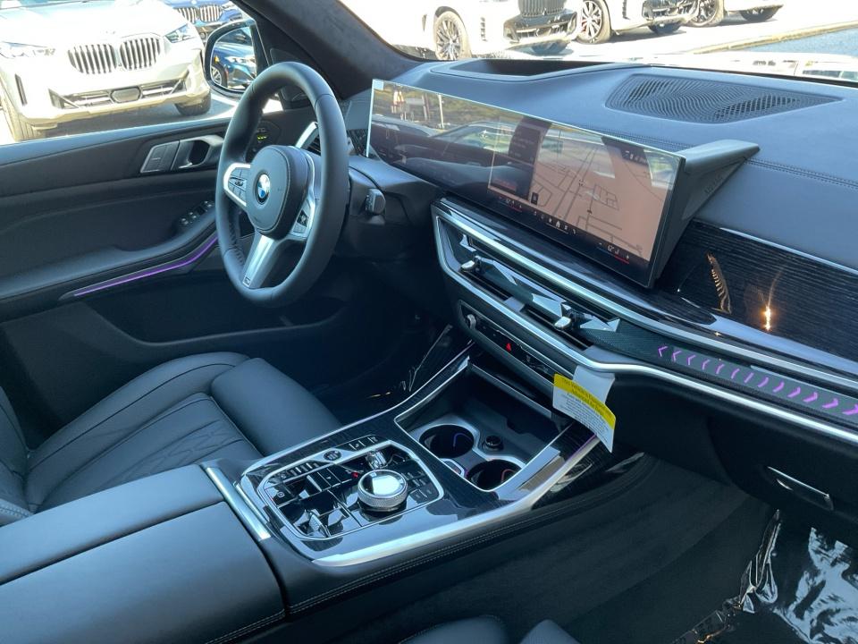 2027 BMW X7 xDrive40i