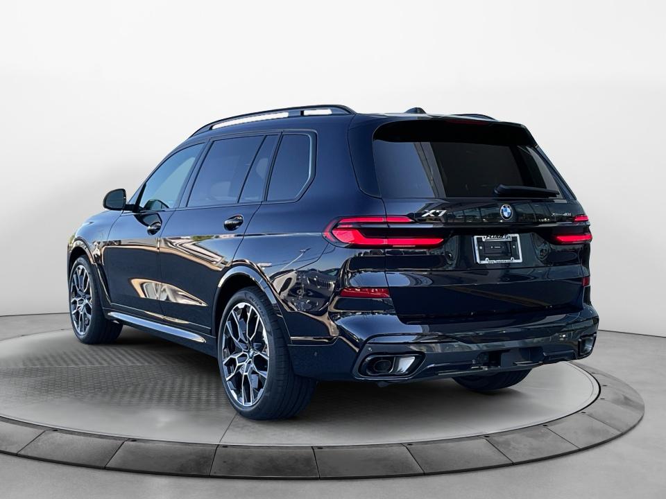 2027 BMW X7 xDrive40i