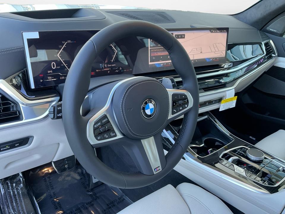2027 BMW X7 xDrive40i