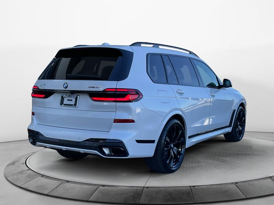 2027 BMW X7 xDrive40i