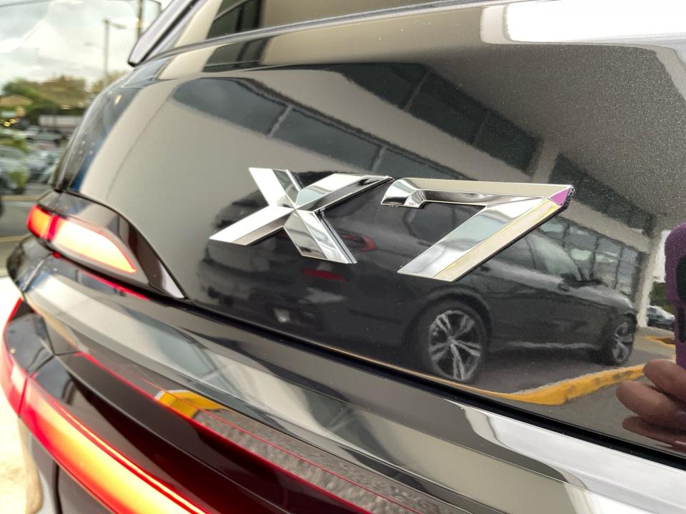 2027 BMW X7 xDrive40i