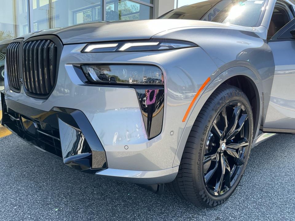 2027 BMW X7 xDrive40i