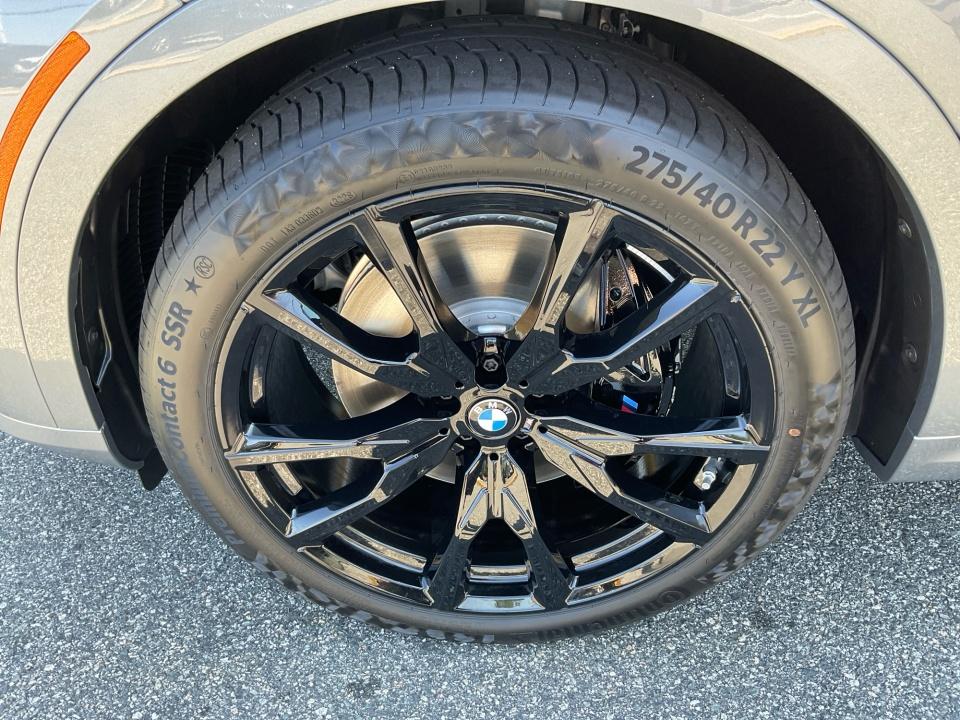 2027 BMW X7 xDrive40i