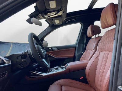2027 BMW X7 xDrive40i