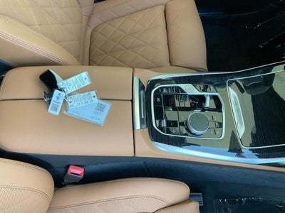 2027 BMW X7 xDrive40i