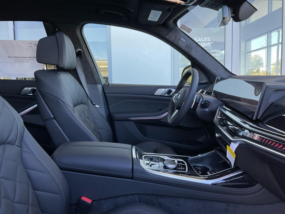 2027 BMW X7 xDrive40i