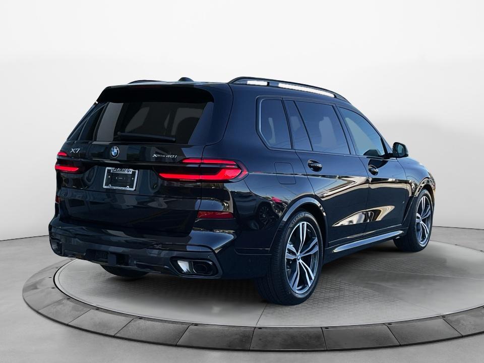 2027 BMW X7 xDrive40i