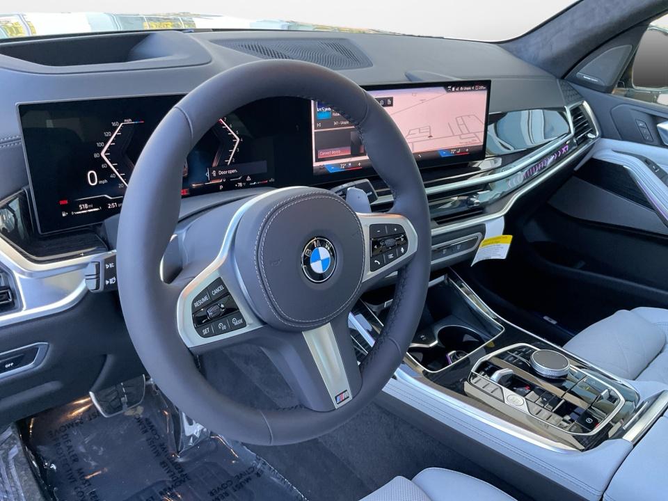 2027 BMW X7 xDrive40i