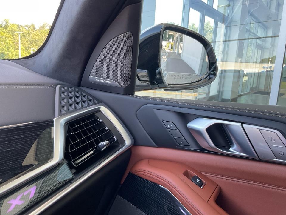 2027 BMW X7 xDrive40i