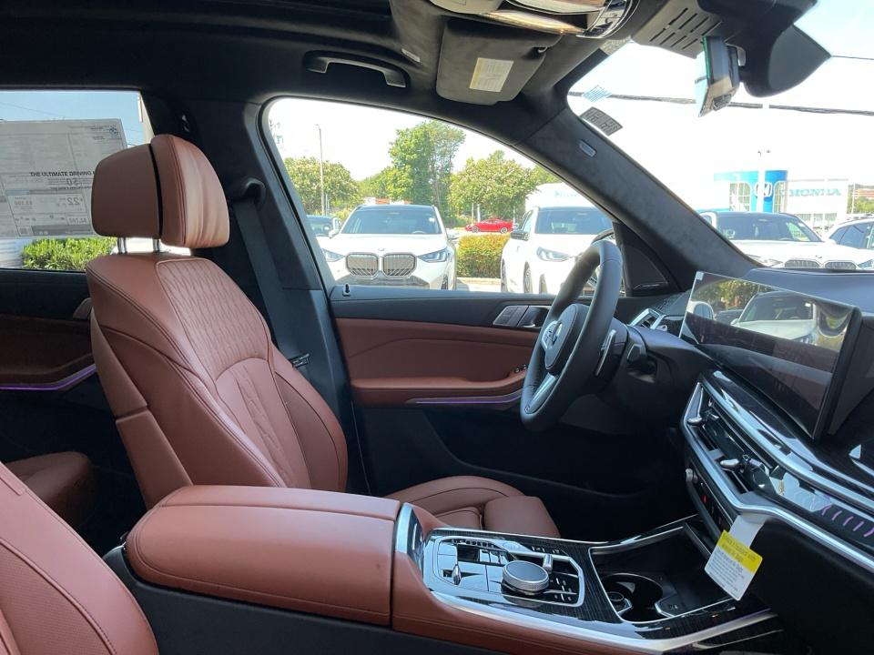 2027 BMW X7 xDrive40i