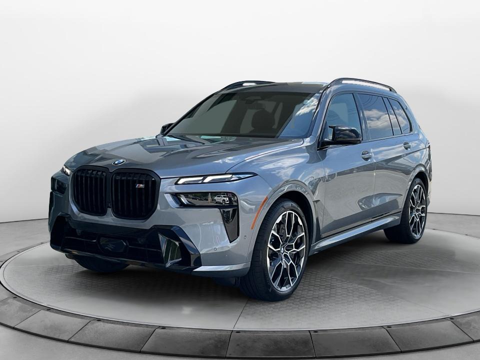 2027 BMW X7 M60i