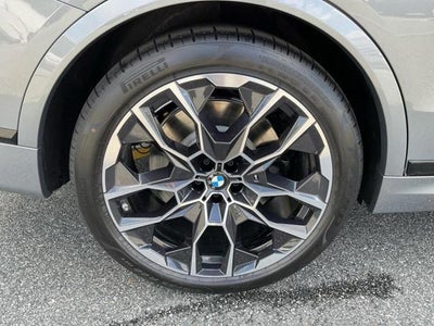 2027 BMW X7 M60i