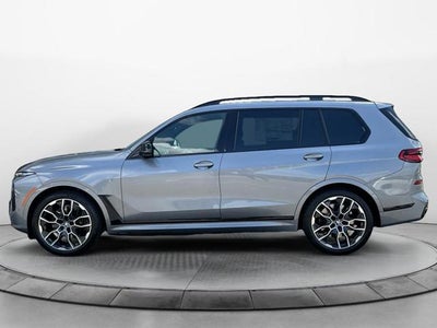 2027 BMW X7 M60i