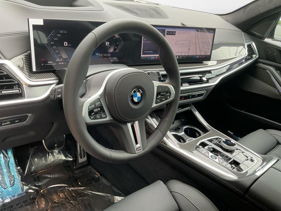 2027 BMW X7 M60i