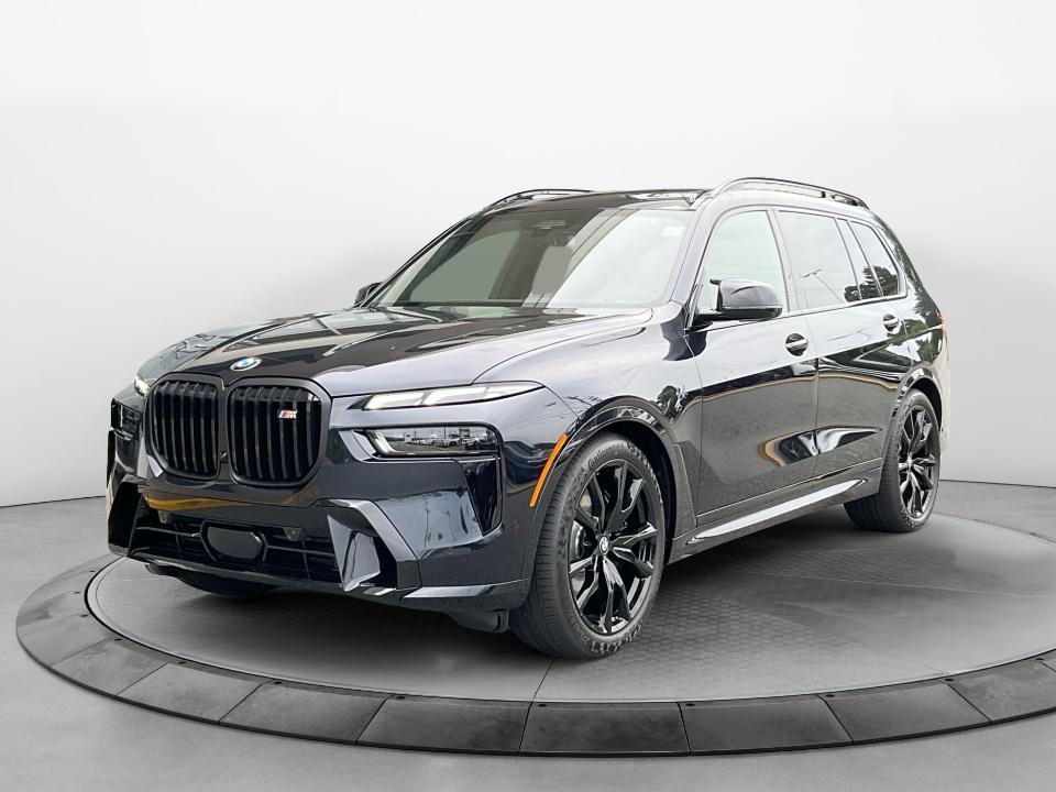 2027 BMW X7 M60i