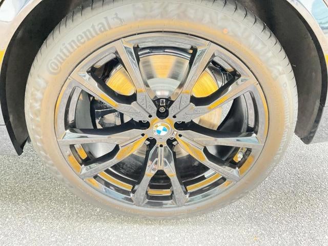 2027 BMW X7 M60i