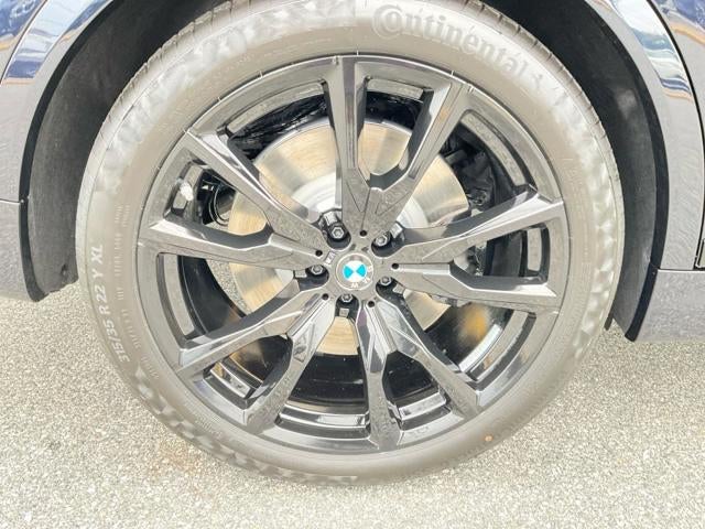 2027 BMW X7 M60i