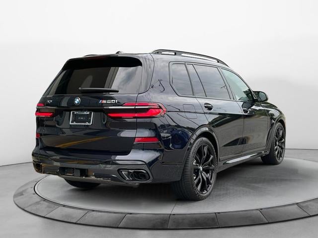 2027 BMW X7 M60i