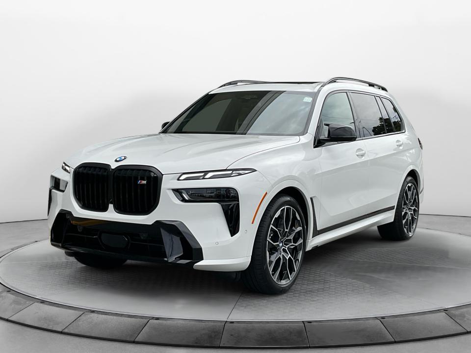 2027 BMW X7 M60i