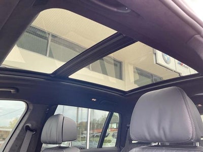2027 BMW X7 M60i