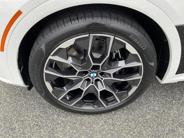 2027 BMW X7 M60i