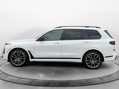 2027 BMW X7 M60i