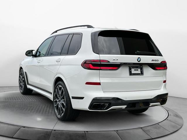 2027 BMW X7 M60i