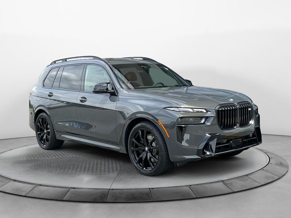 2027 BMW X7 M60i