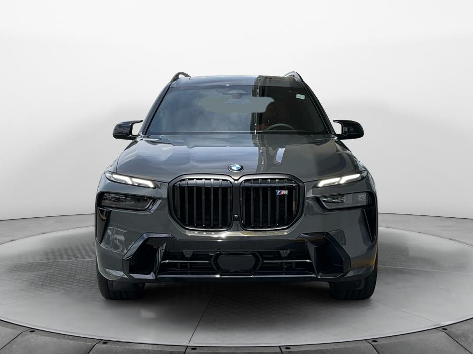 2027 BMW X7 M60i