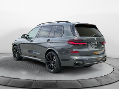 2027 BMW X7 M60i