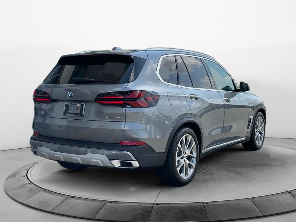 2026 BMW X5 PHEV xDrive50e