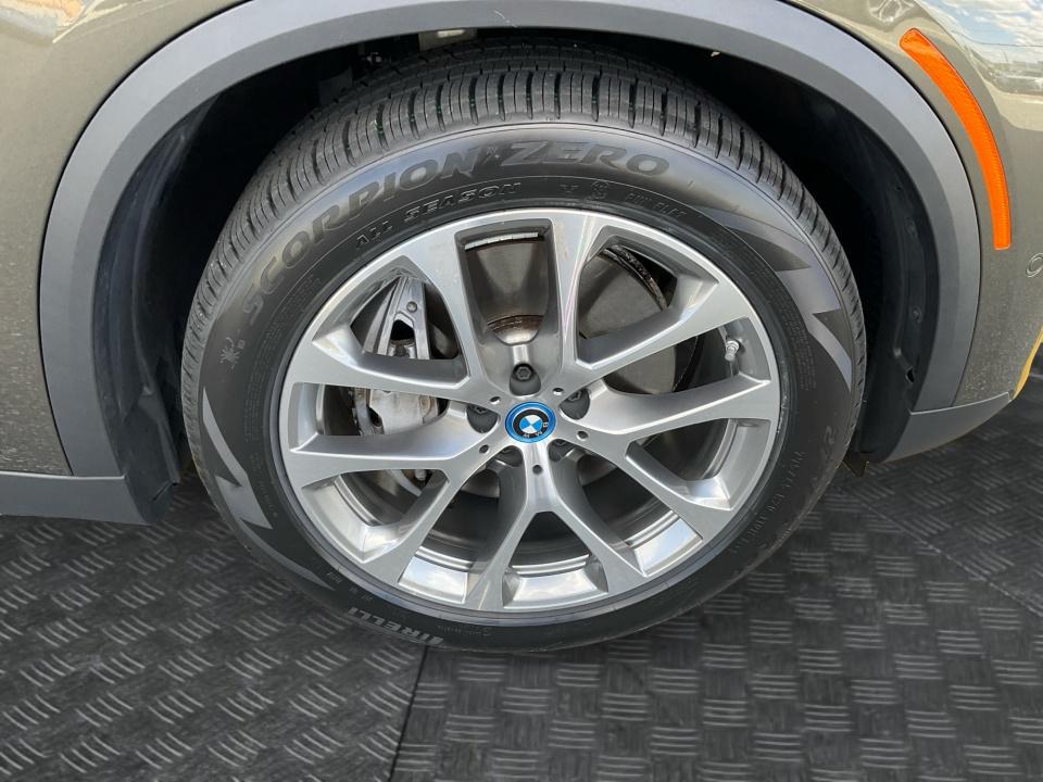 2025 BMW X5 xDrive50e
