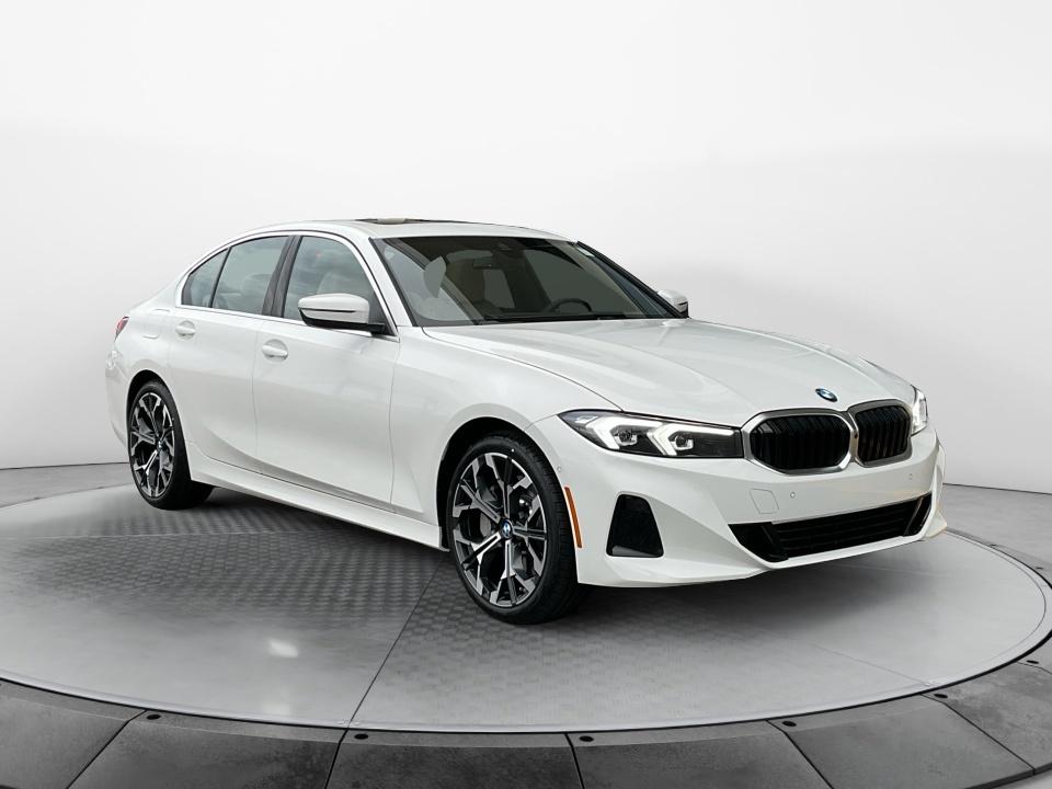 2026 BMW 330i 330i