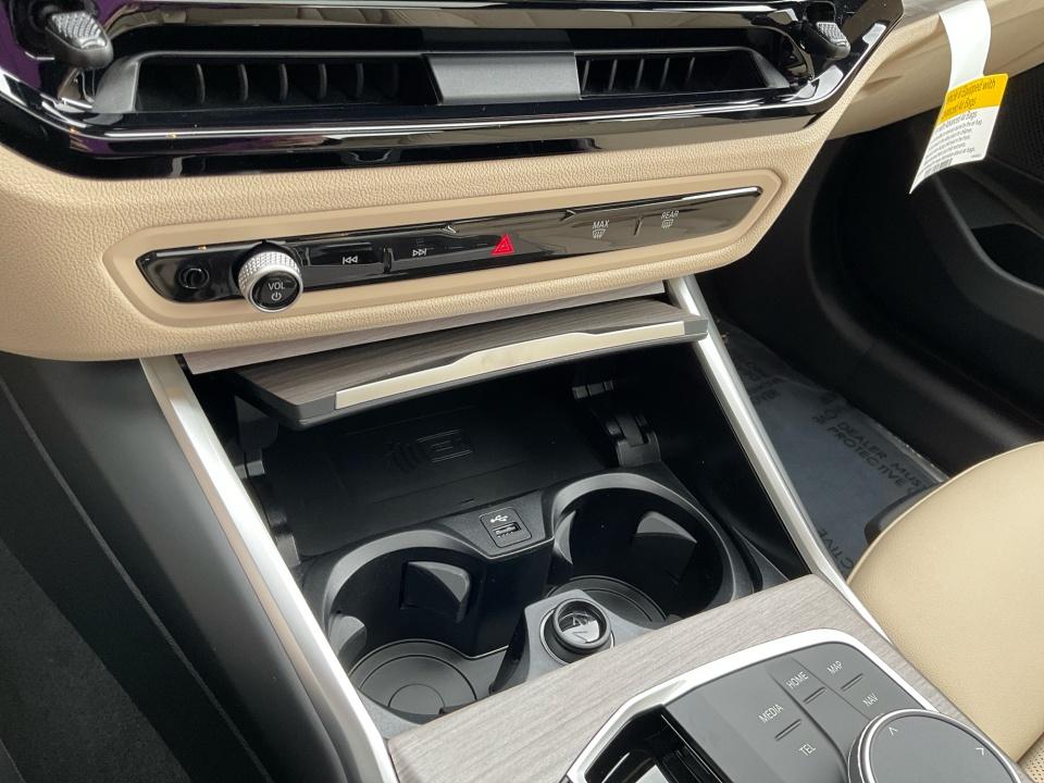 2026 BMW 330i 330i